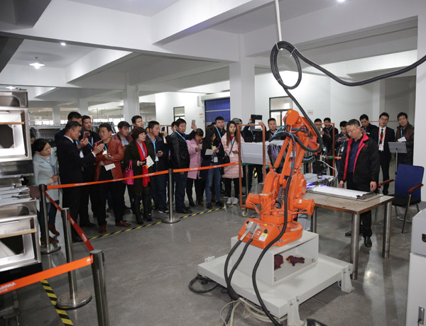 攜手并進，共創(chuàng)共贏——熱烈歡迎科恩陜西經(jīng)銷商團隊到廠參觀學習