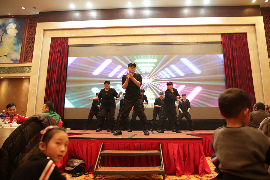 2017科恩人，新起點(diǎn)、新高度主題年會(huì)