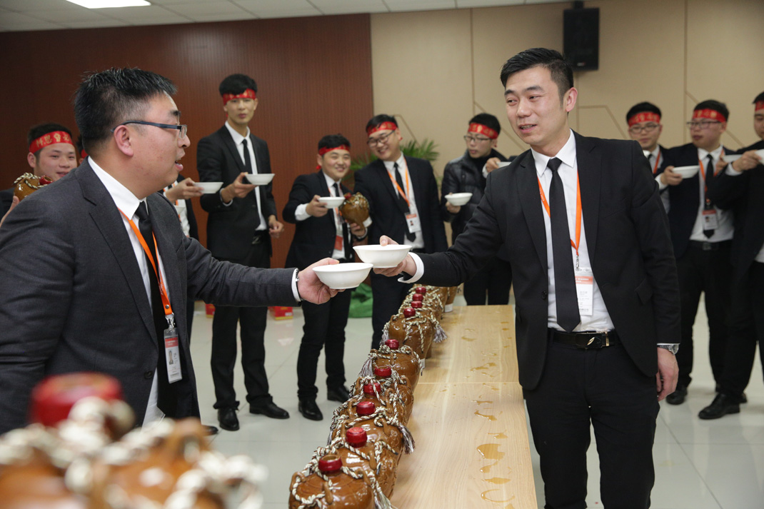 八年磨礪，劍指17——科恩電器2017年誓師大會(huì)隆重舉行